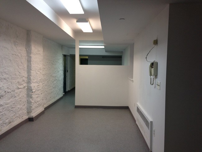 Building Photo - Gateway Cluster
