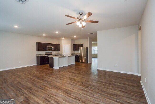 Foto del edificio - 3875 Newbury Pl Dr