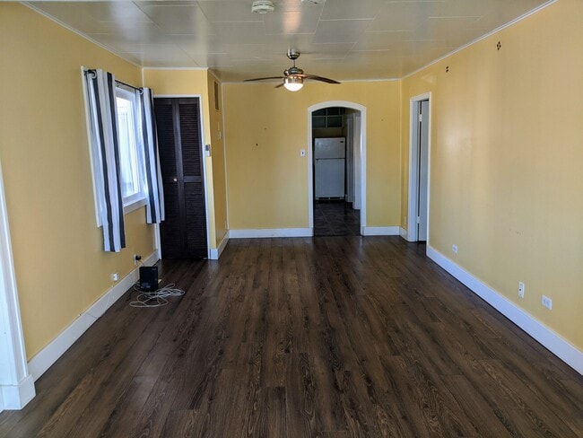 Building Photo - 1616-1102 102 Ave