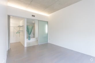 n1-970 - 1BD 1BA 970 sq. ft. - Uptown