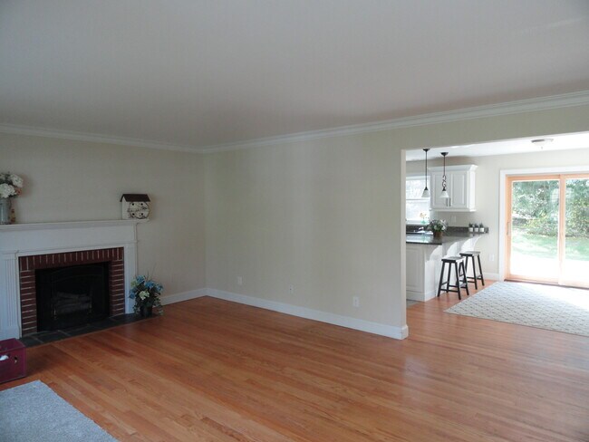 Foto del edificio - 9 Briarwood Dr