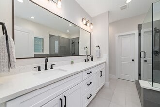 Building Photo - 3705 Creekmont Grn Ln