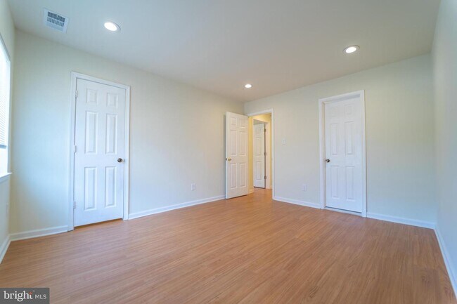Building Photo - 7980 Audubon Ave
