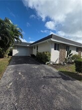 Building Photo - 280 Lanchester Ct