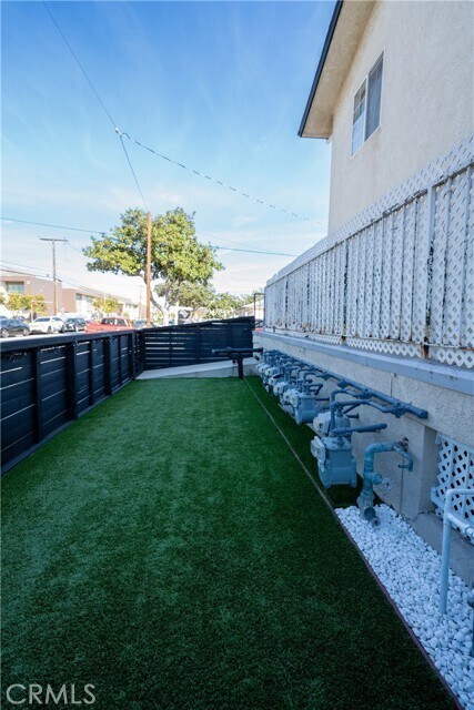 Foto del edificio - 14528 Avis Ave