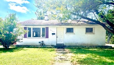 Building Photo - 2123 Covert Ave
