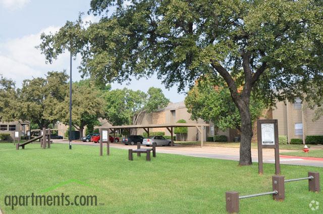 Área de actividades - The Creek At Brookhollow Apartments