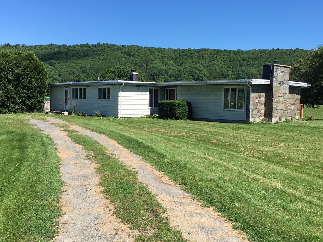 2294 W Creek Rd, Newark Valley, NY 13811 House Rental in Newark