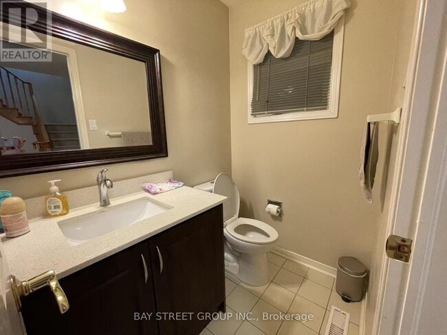 Photo du bâtiment - 4255 Wakefield Crescent