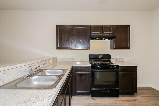 Building Photo - 1027 Imperial Heights Dr