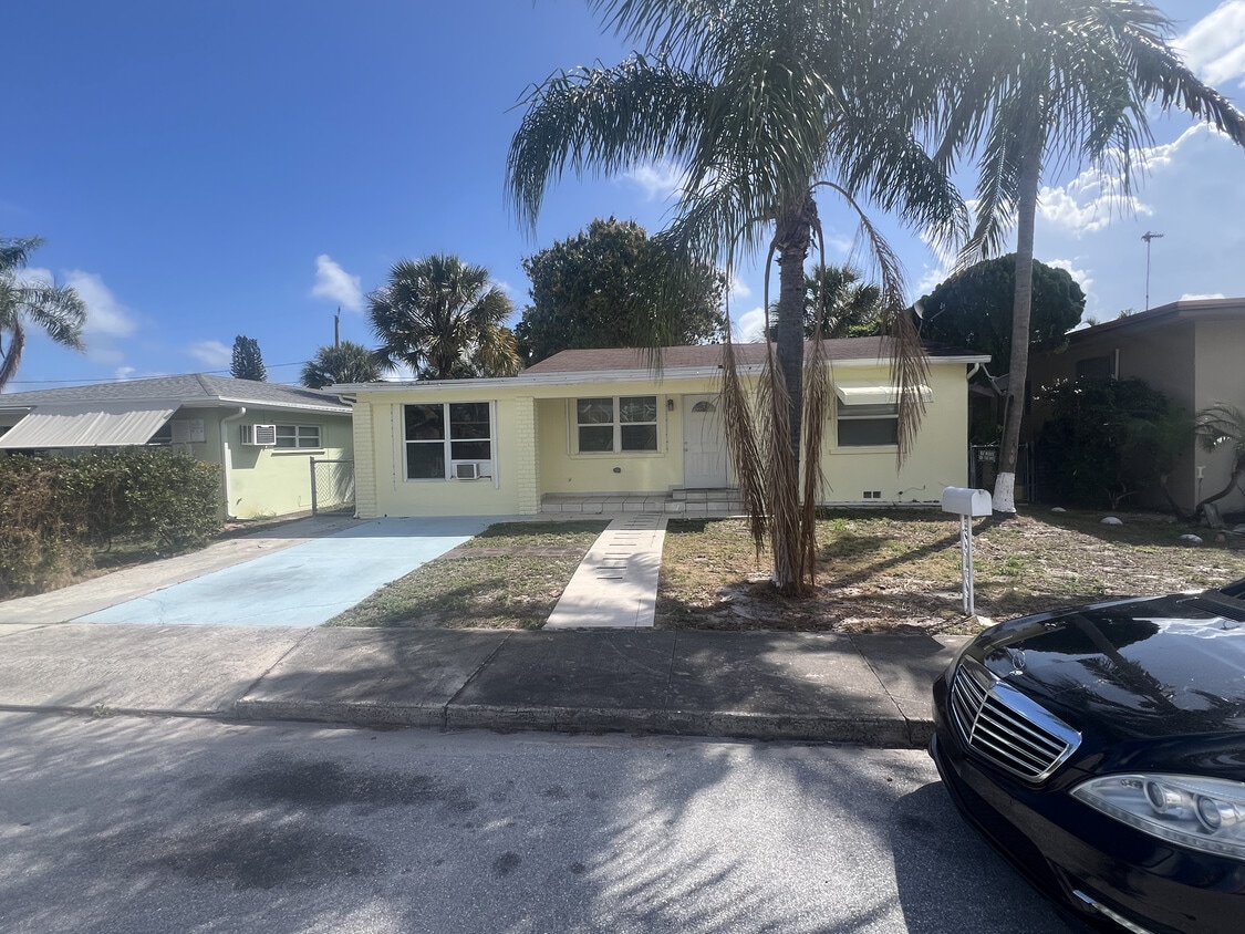 Photo - 1622 N J St (Lake Worth Beach, FL)