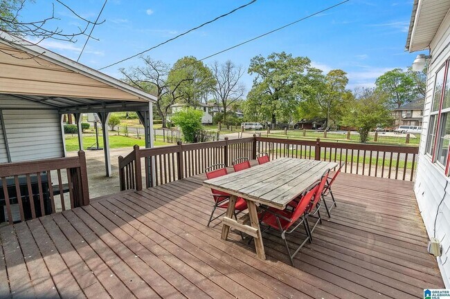 Building Photo - Stunning 5 Bedroom # Bathroom House in Bir...