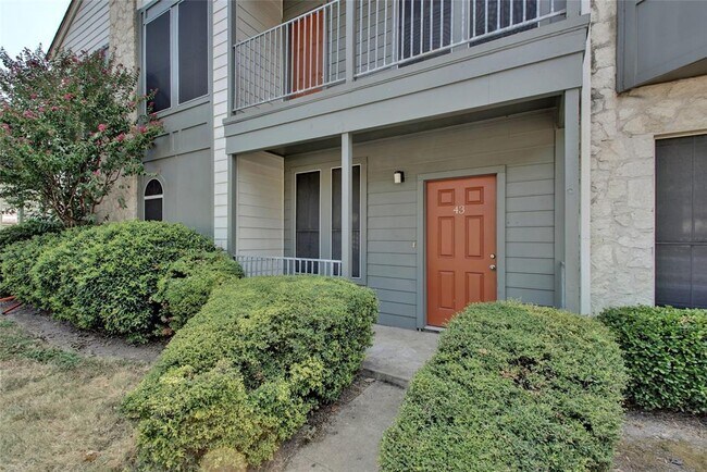 Building Photo - 2529 Rio Grande St