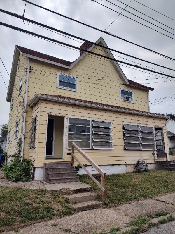 Primary Photo - 133 Boroview Ave
