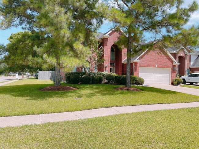 Foto del edificio - 505 Nadia Way, Stafford, TX 77477 - 4 BR 3...