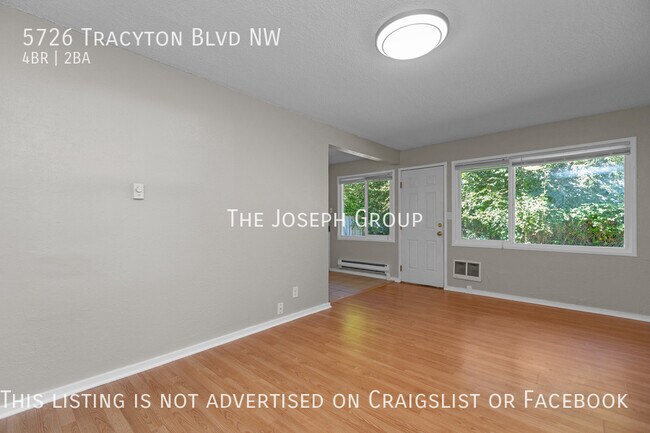 Foto del edificio - Conveniently located 4 bed/2 bath in Breme...