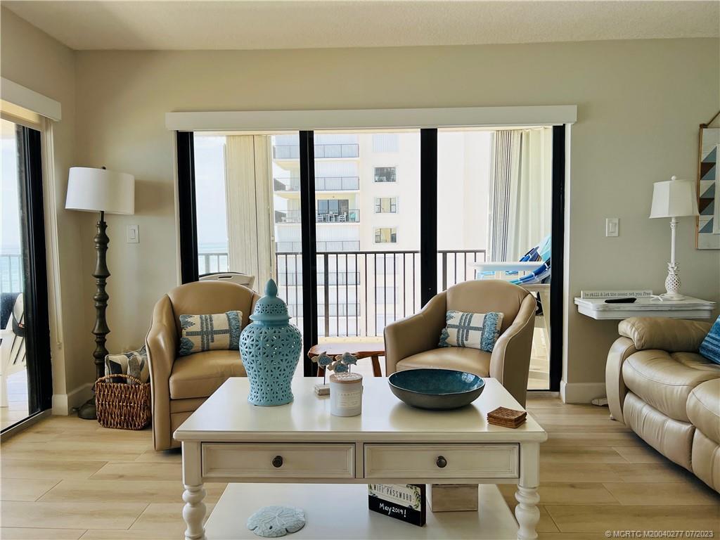 Foto principal - 9400 S Ocean Dr