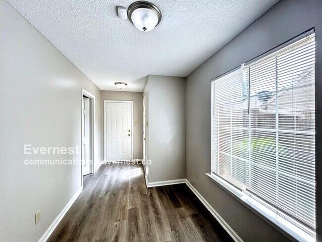 Building Photo - 8351 Mangrove Dr