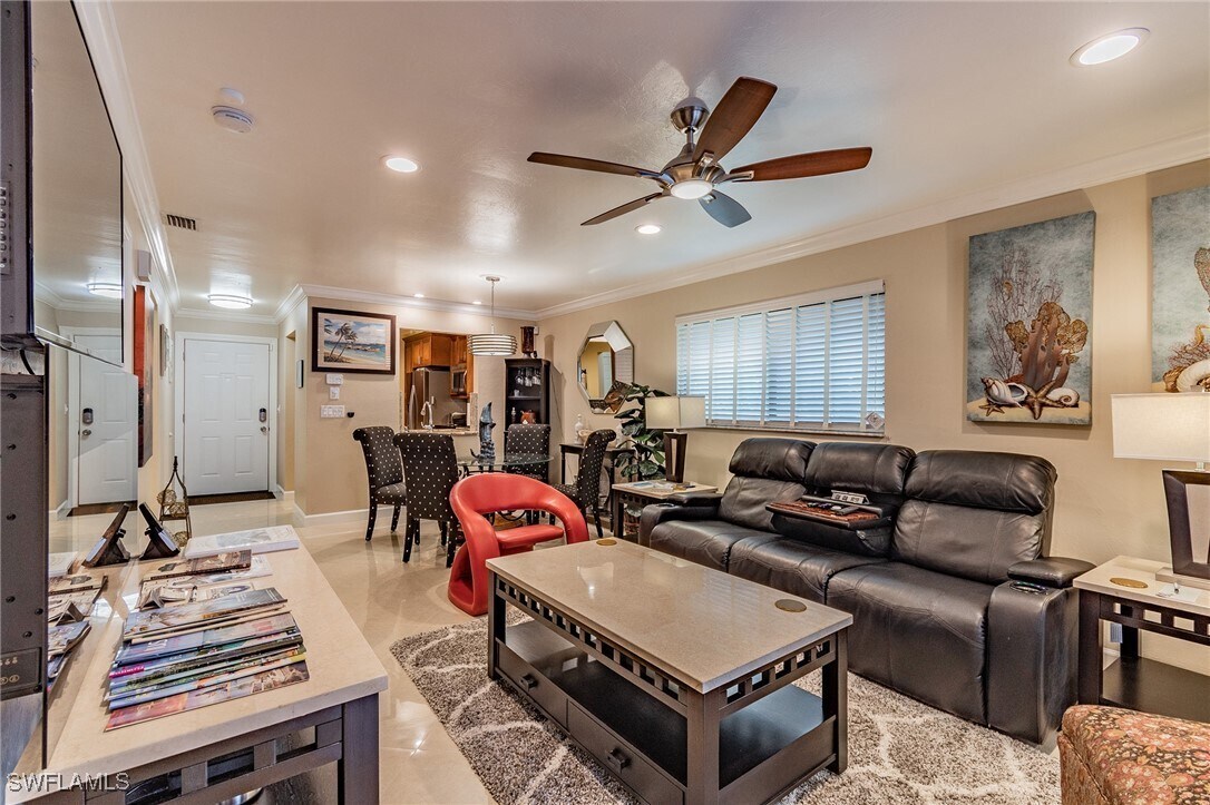 Foto del edificio - 1519 Cape Coral Pkwy W