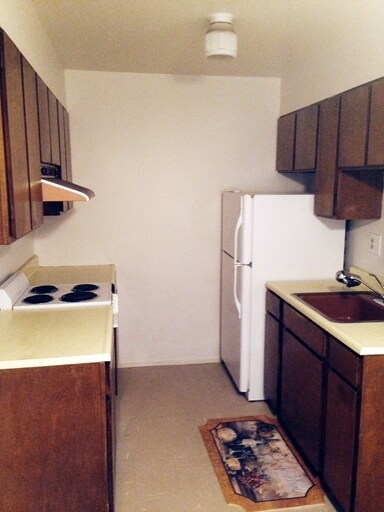 Interior Photo - 135 Keystone Ave