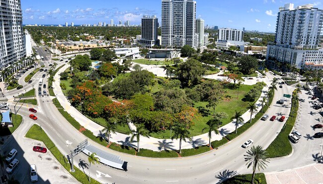 Foto del edificio - 1830 Radius Dr