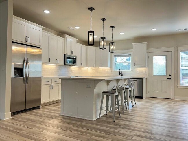 Foto del edificio - 27 Shropshire Dr