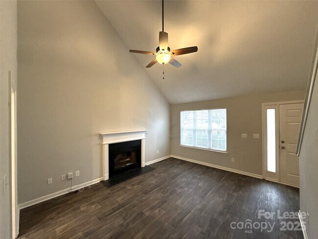 Foto del edificio - 6018 Patric Alan Ct