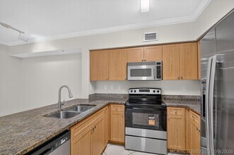 Building Photo - 6370 Emerald Dunes Dr