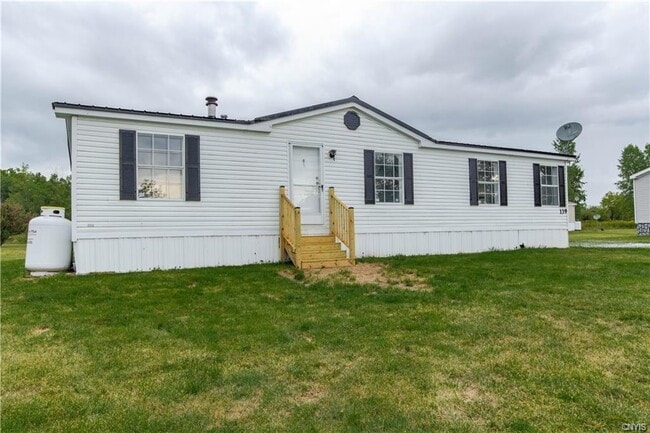 Building Photo - 31285 Gardnerville Rd