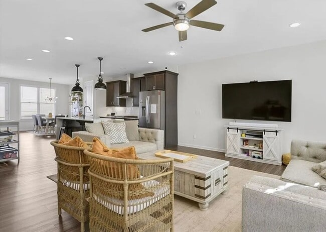 Building Photo - Charming 3BR Townhome in Atlanta- Beltline