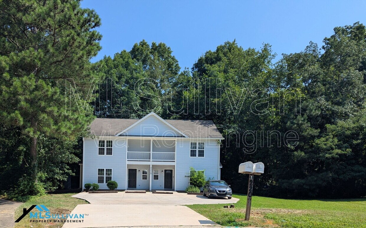 Primary Photo - 2200 Anthony Dr