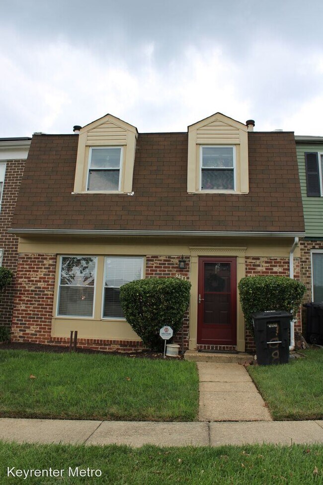 Building Photo - 3 br, 2.5 bath House - 708 Kaplan Court