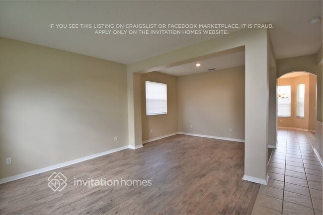 Building Photo - 11409 Dutch Iris Dr