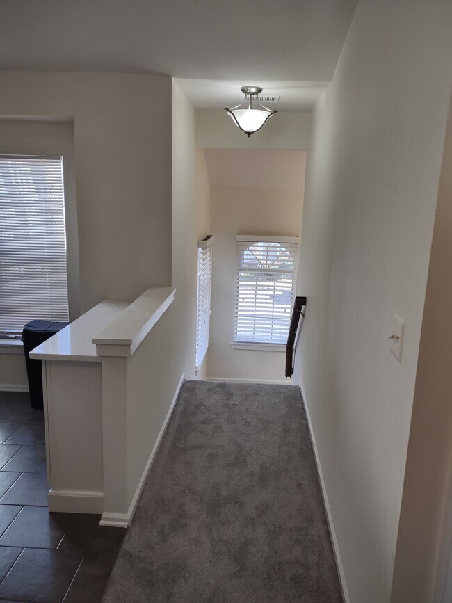 Entry foyer - 2803 Yarling Ct