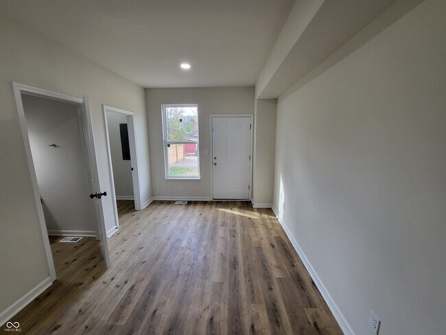 Foto del edificio - 2826 N Park Ave