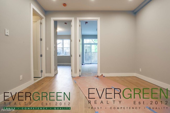 Building Photo - 1 br, 1 bath Apartment - 205 Spencer St