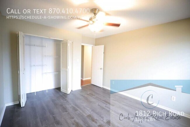 Foto del edificio - 1812 Rich Rd