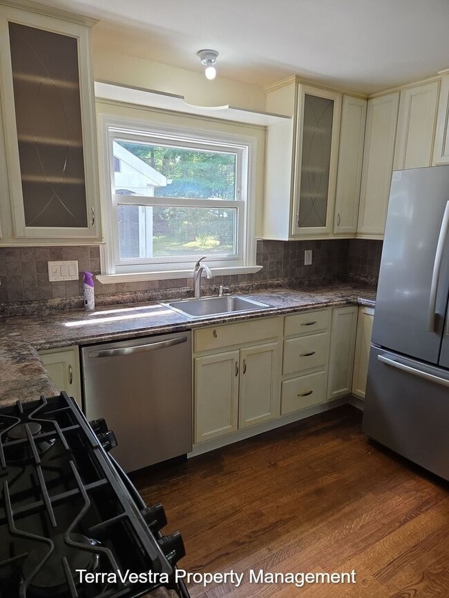 Photo - Now Showing for 2026-2027 School Year Glas... House