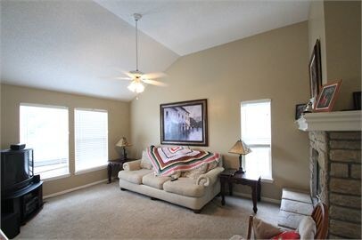 Building Photo - 1022 N Clinton St Olathe KS 66061