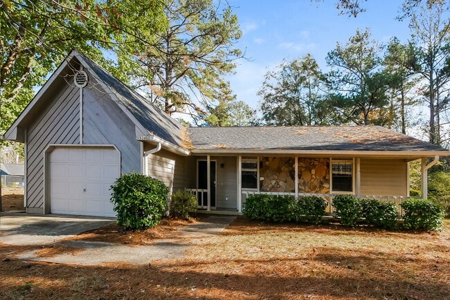 Building Photo - 9346 Woodknoll Way