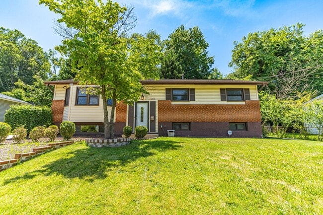 Charming 3+ BR single family home availabl... - Charming 3+ BR single family home availabl...