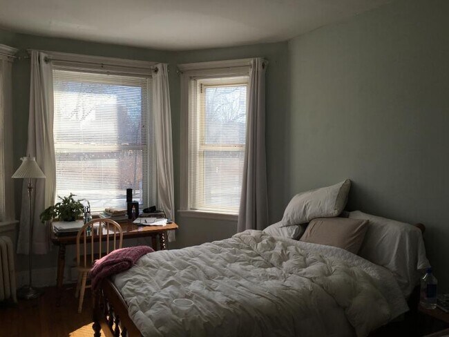 55 Park Dr - 4