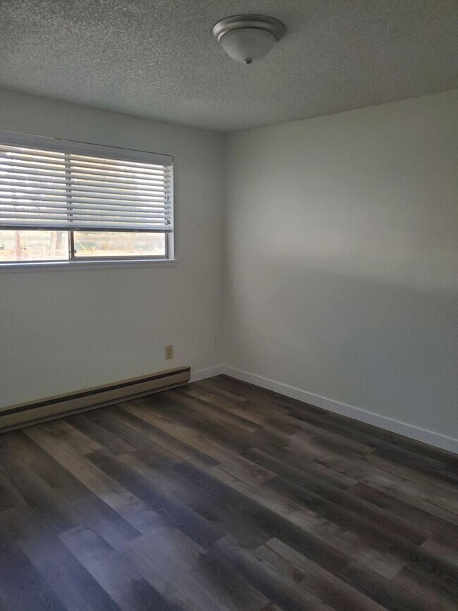 Foto del edificio - 1047 W Rose Ave