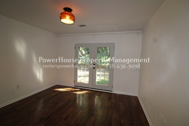 Foto del edificio - 4017 Doral Dr