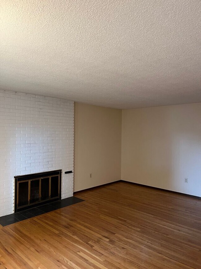 Foto del edificio - Mid-Mod on Missoula- Single Story!