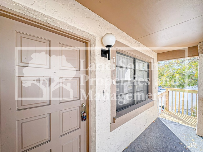 Building Photo - 3016 Skipper Pl