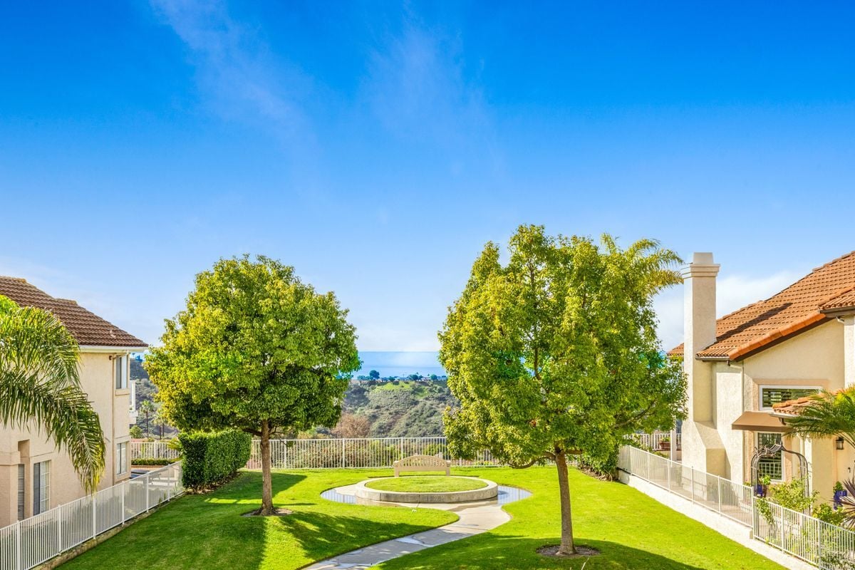 Foto del edificio - 43 Optima