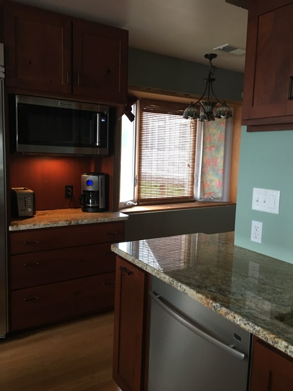 Building Photo - 6883C Deluxe Park