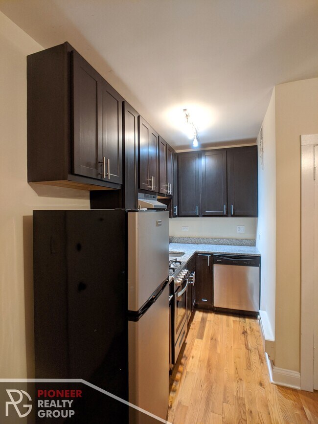 Foto del edificio - 4735 N Hermitage Ave