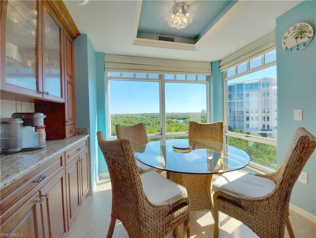 Building Photo - 260 Barefoot Beach Blvd